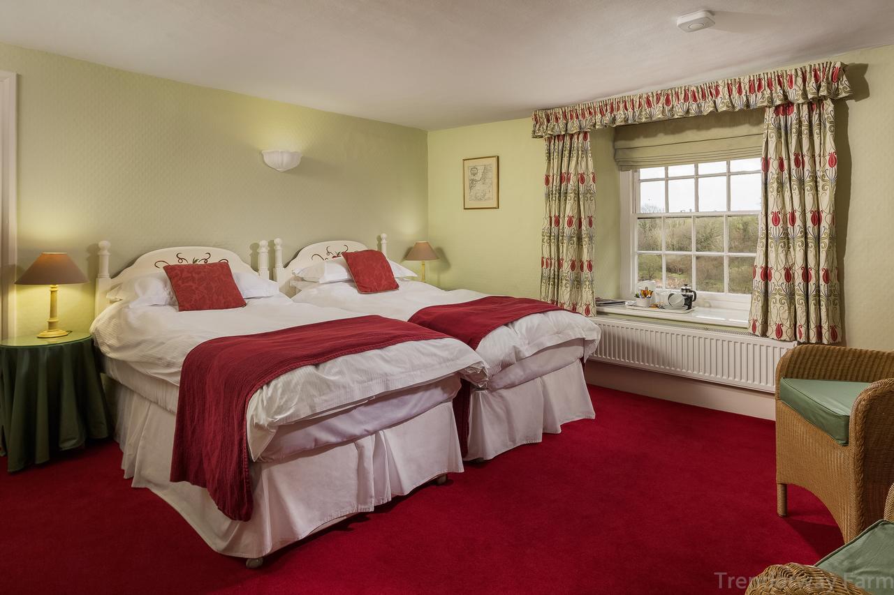 Trenderway Farm Bed & Breakfast Looe Dış mekan fotoğraf