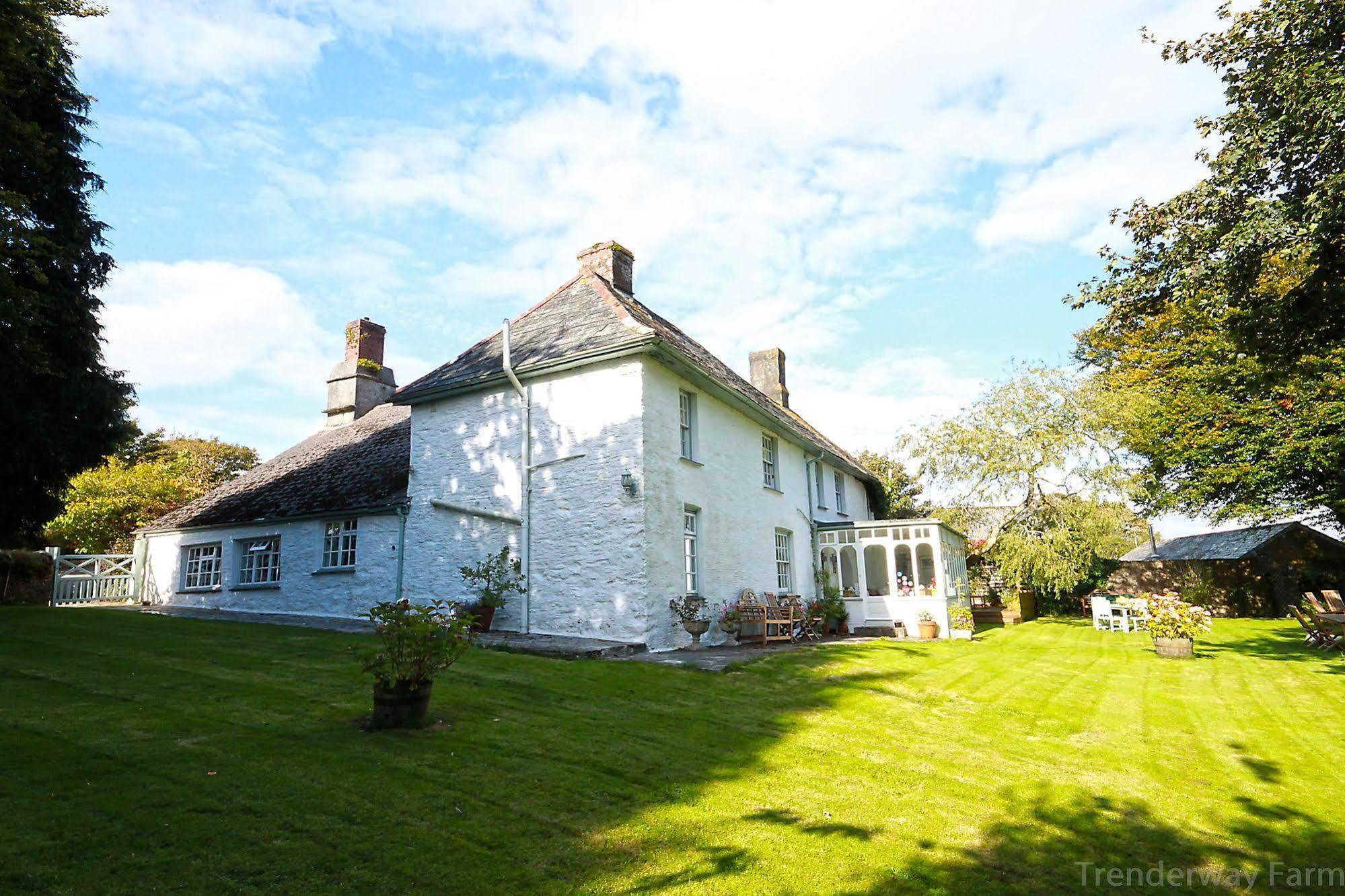 Trenderway Farm Bed & Breakfast Looe Dış mekan fotoğraf